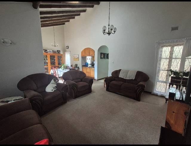 3 BEDROOM TOWNHOUSE FOR SALE IN BEACON ROCKS